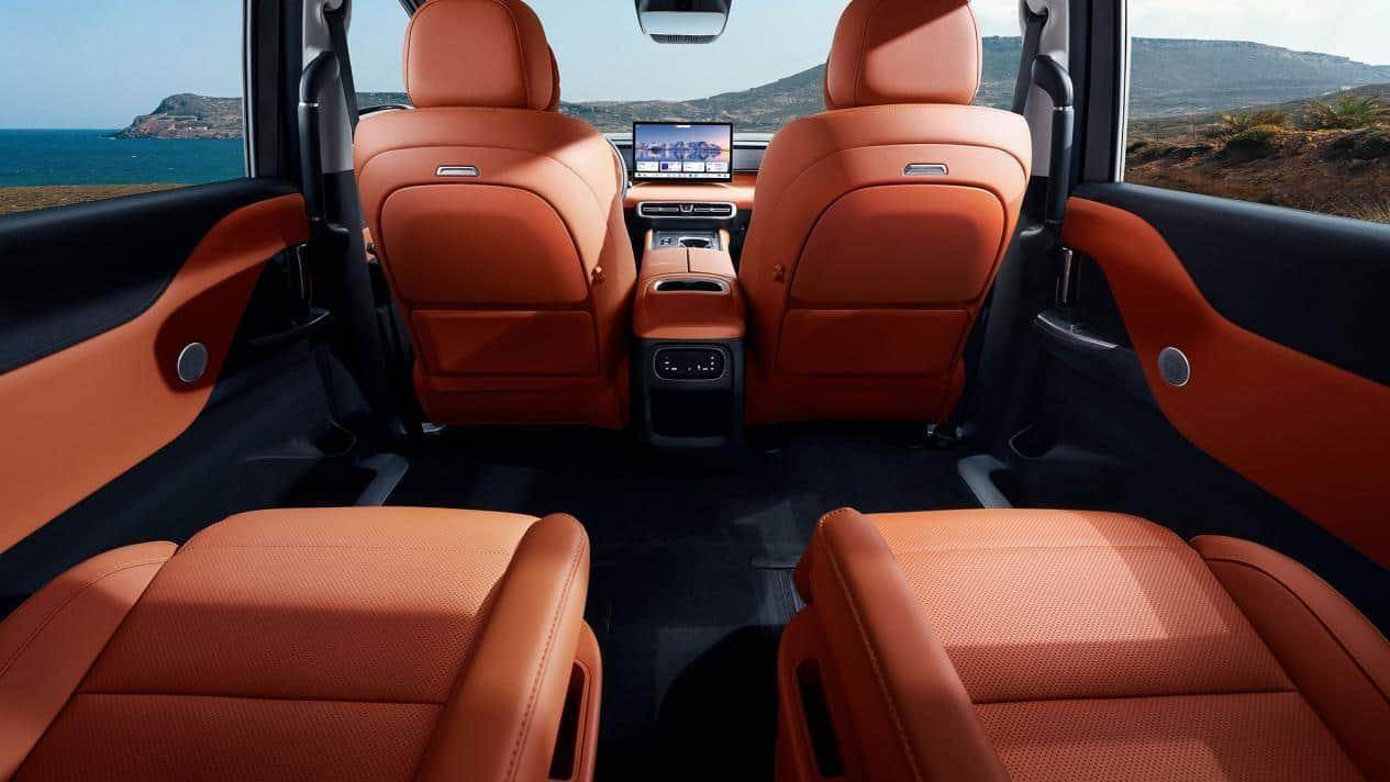 銳勝M8預售開啟:以“四大越級”產品力重塑全場景MPV價值標桿